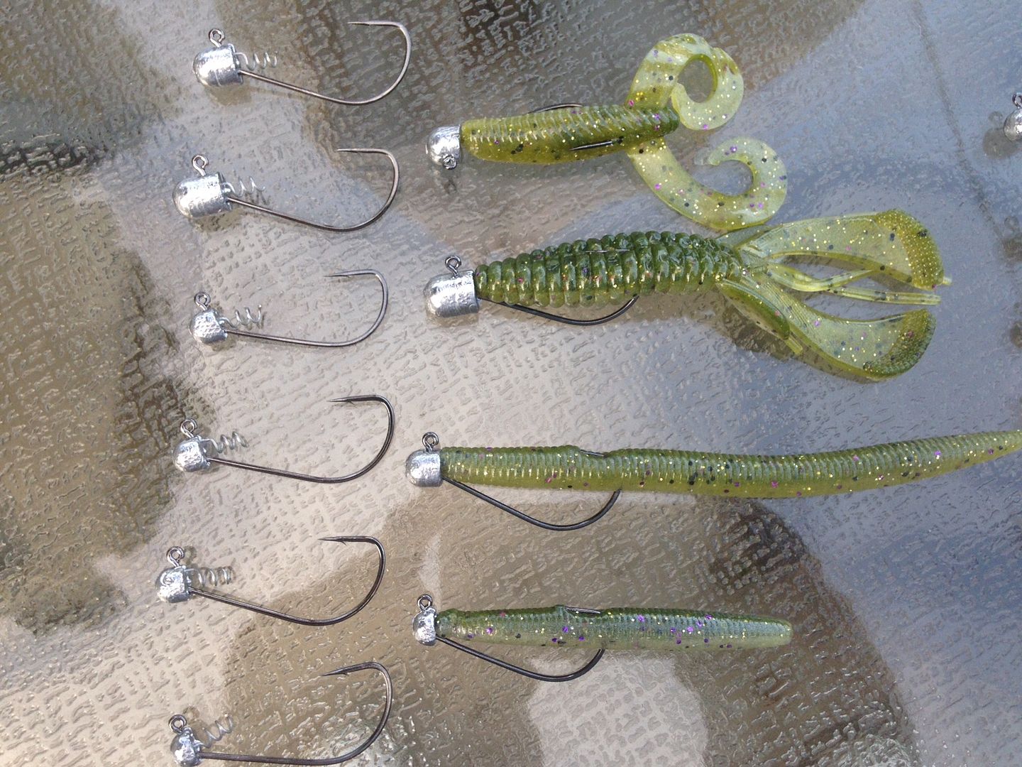 Weedless NED rig jig head